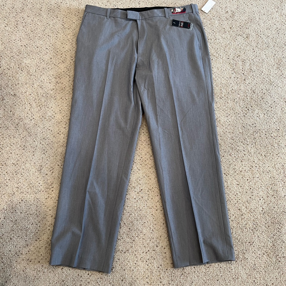 NWT Van Heusen dress pants 36X30